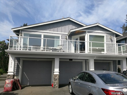 Rely on our Lynnwood professional painter in WA near 98036