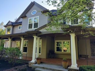Local Bellevue exterior painting contractor in WA near 98006