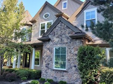 Local Sammamish exterior painting contractor in WA near 98074
